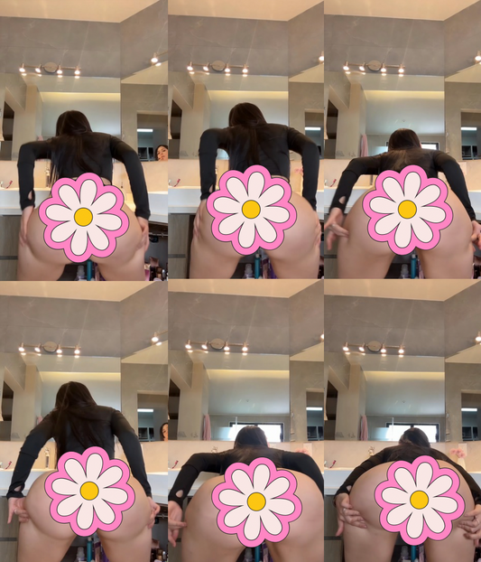 JUGANDO CON MI 🍑 EN EL BAÑO